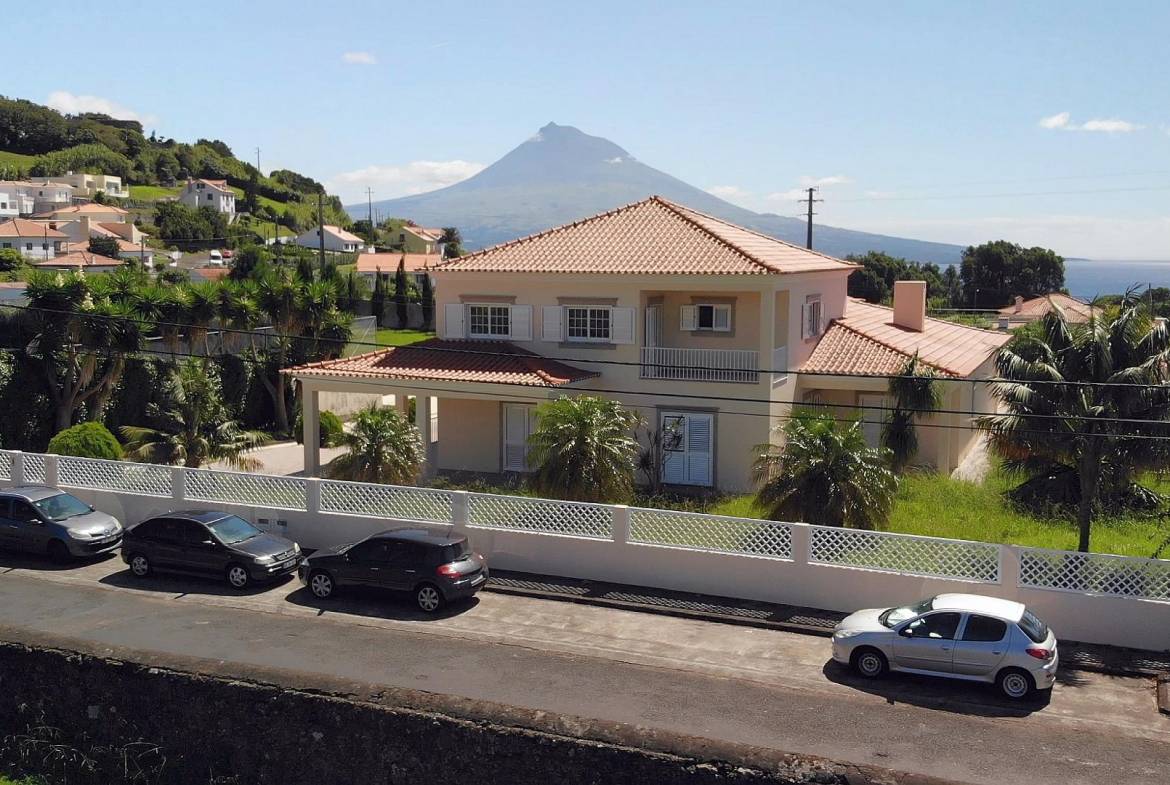 Luxury_Villa_sale_Faial