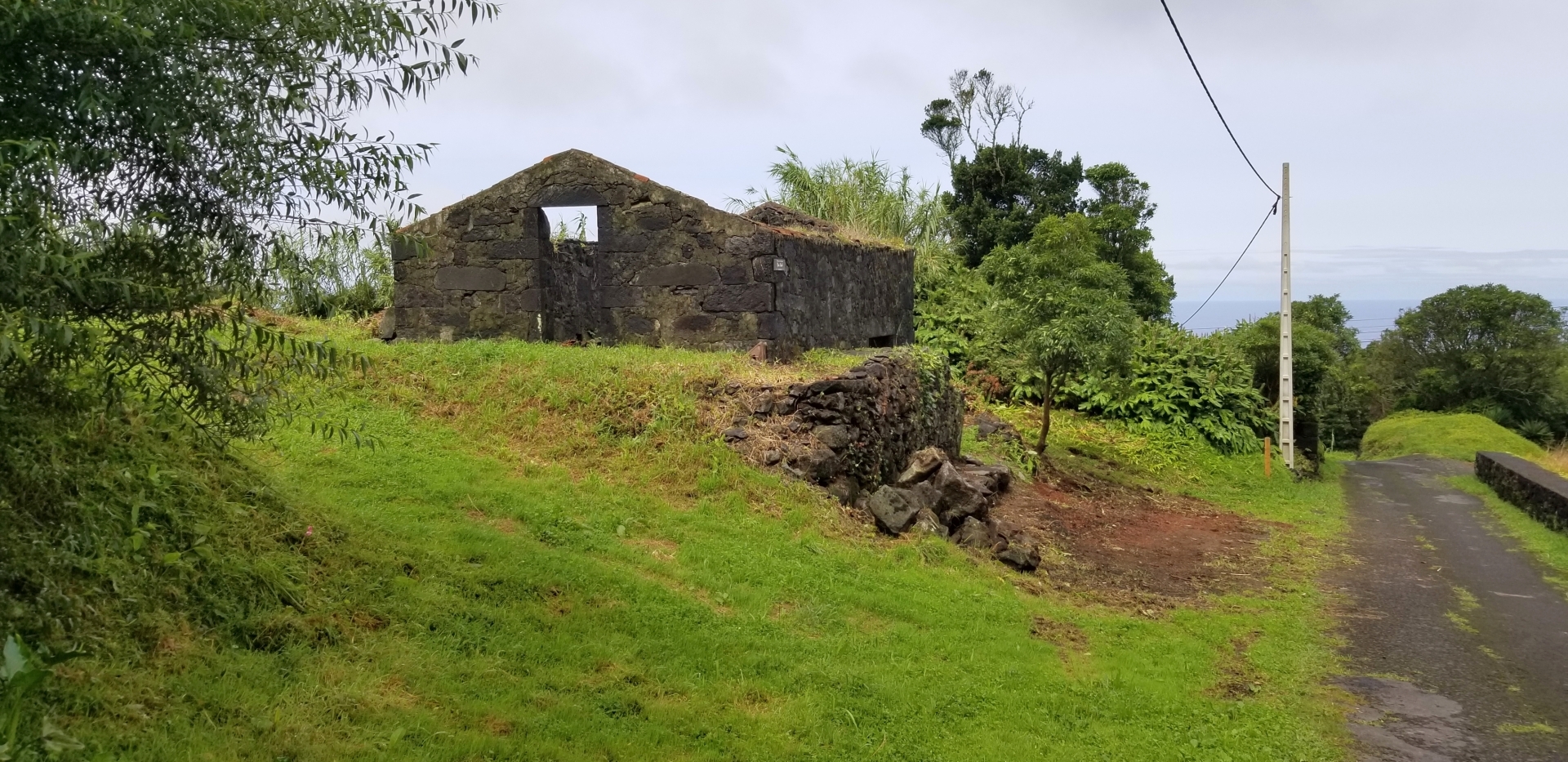 plot ruin view faial