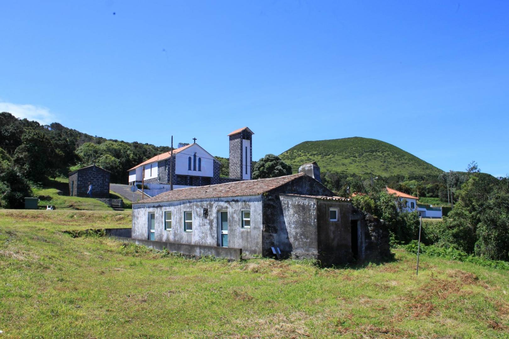 traditional house natural faial