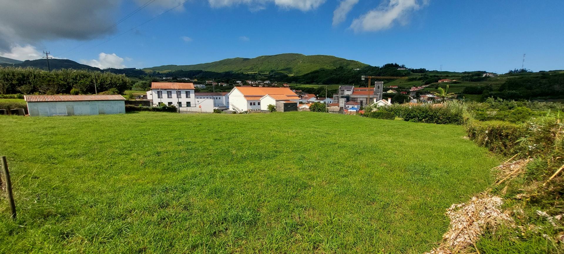 buildable plot house views